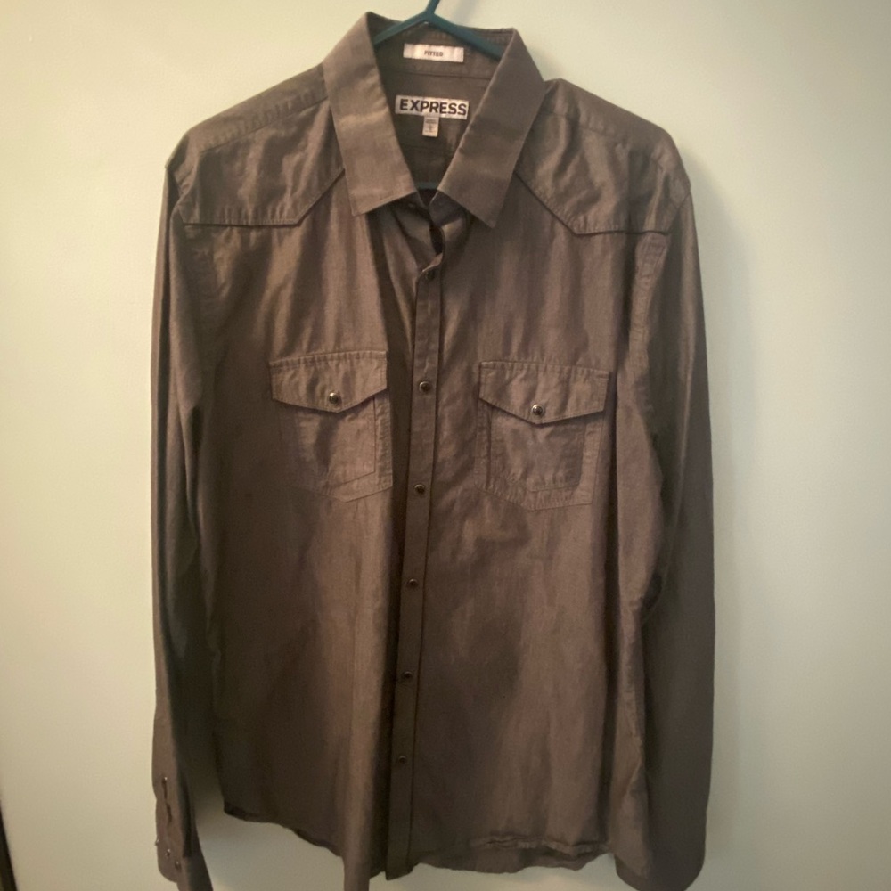 Express Button Down